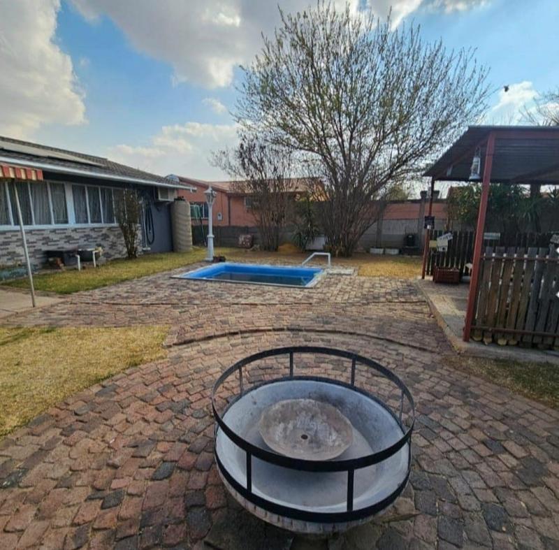 3 Bedroom Property for Sale in Sasolburg Ext 1 Free State